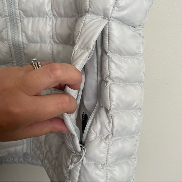 The North Face Thermoball Eco Vest 2.0 Women’s M Meld Gray - Picture 5 of 9